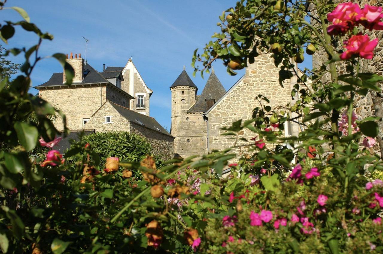 Les Forges Du Lou Appartement Jugon-les-Lacs Buitenkant foto